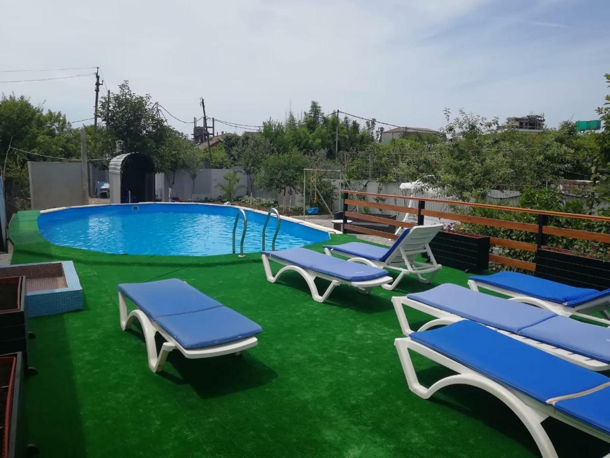 U Ruslana Guest House Gagra Dış mekan fotoğraf