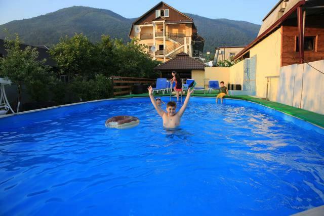 U Ruslana Guest House Gagra Dış mekan fotoğraf